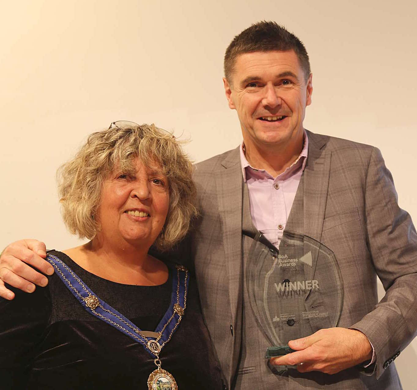 Neil Coxon receiving BOA Business Award Neil Coxon receiving BOA Business Award